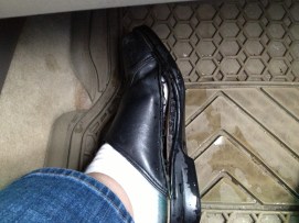 A little hole in the shoe! Worn out?